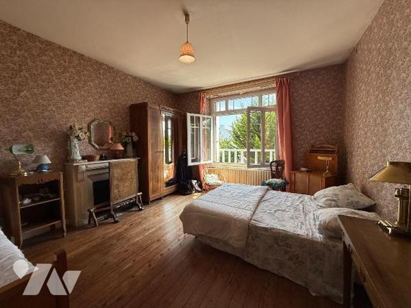 Maison à vendre à Plestin-les-Grèves (22310) 
Maison de caractère avec terrain constructible !...