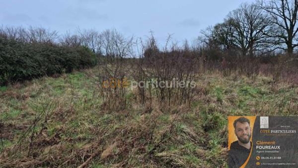 Vente
                Terrain2084 m² - LAHEYCOURT (55800)