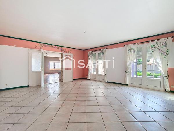 Plain-pied de 166m2 avec piscine et 3 garages