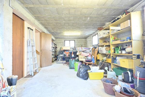 Maison dans quartier résidentiel