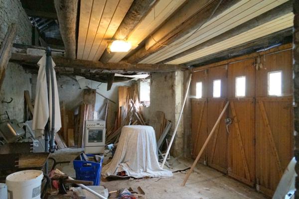 Maison à vendre 6 pièces CHAY (25)