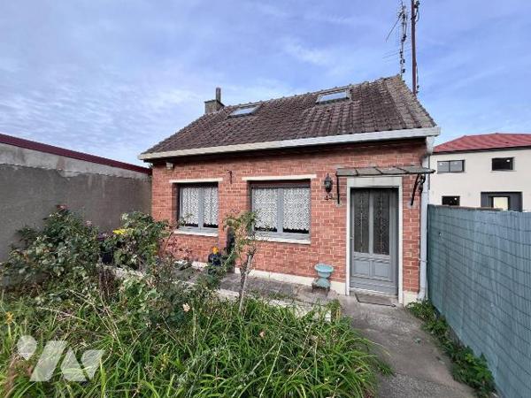 Vous recherchez une maison avec du potentiel à personnaliser selon vos envies ? Cette maison in...