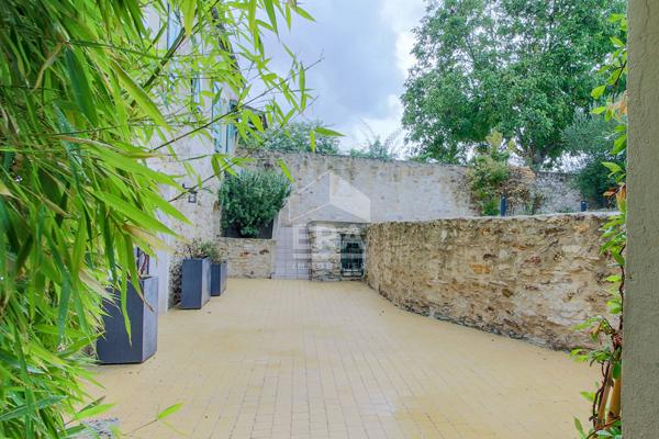 Maison à louer à Crespières - Réf 3137