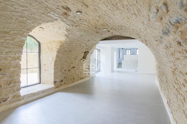 Maison à louer à Crespières - Réf 3137