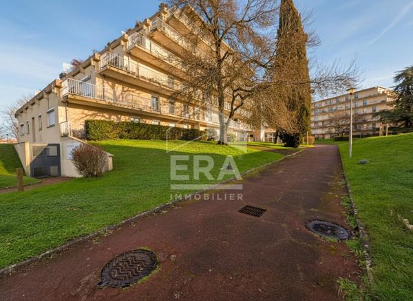 Appartement Angouleme 5 pièce(s) 134.55 m2