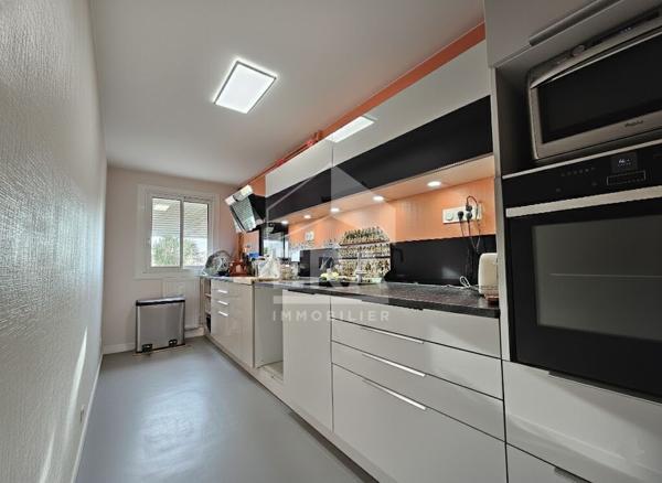 Appartement Angouleme 5 pièce(s) 134.55 m2