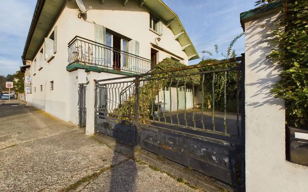 Maison à vendre    5 pièces • 140,98 m2 Vinay