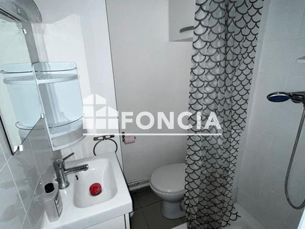 Location Studio 17 m² - 2 RUE ROGER SALENGRO APPT 1 Arras 62000