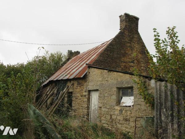 MAGNIFIQUE TERRAIN de 1300m² CONSTRUCTIBLE