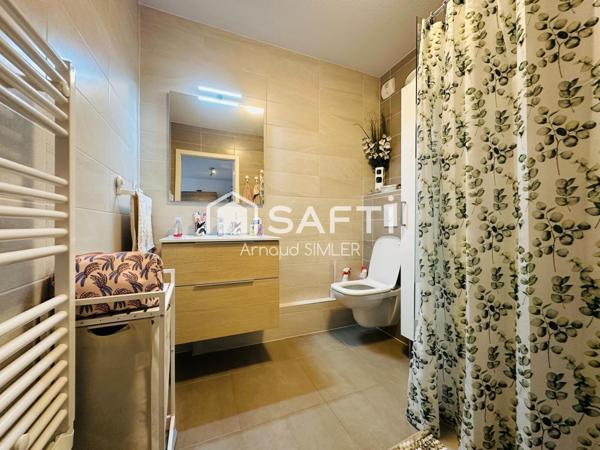 Appartement de type T2 en rez de jardin vendu loué.