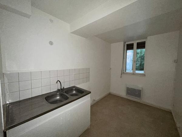 Appartement 2 pièces T2 F2 51.7 m² à Sedan 27 AVENUE MARGUERITTE 08200 à louer