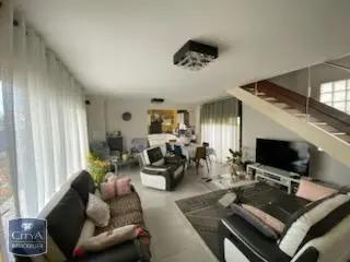 Maison à louer 4 pièces 104m²