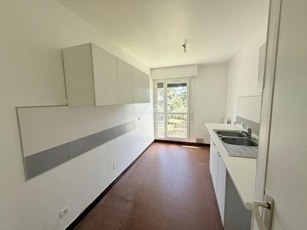 APPARTEMENT CONFLANS STE HONORINE - 3 PIÈCES - 64m² 240 000 € **  - Référence  8154