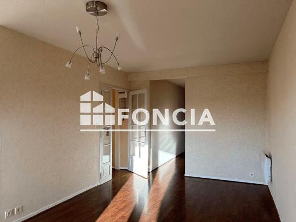 Location Appartement 3 pièces 62.6 m² - 18 RUE CROIX DE FOURNES Castres 81100