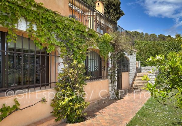 Villa 3 chambres vue sur Saint-Paul LA COLLE SUR LOUP (06)