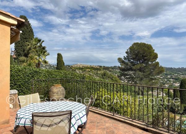 Villa 3 chambres vue sur Saint-Paul LA COLLE SUR LOUP (06)