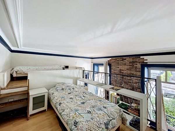Appartement Aix Les Bains 1 pièce 39.66 m2 en hyper centre dans un immeuble de caractère