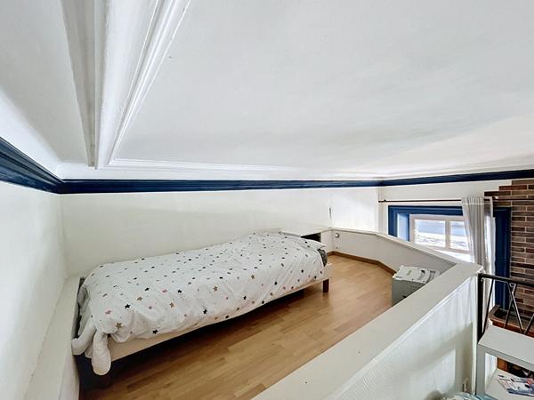 Appartement Aix Les Bains 1 pièce 39.66 m2 en hyper centre dans un immeuble de caractère