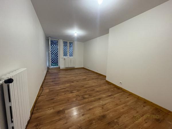 Maison à MOZAC (63200)