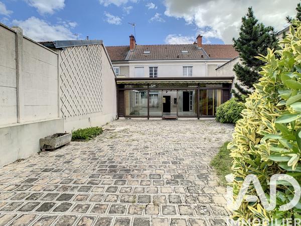 Maison à vendre 6 pièces 215 m² Fère-Champenoise