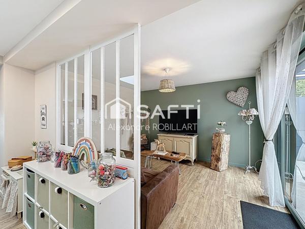 Semi plain pied entièrement rénové!!