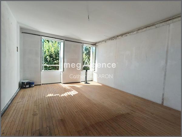 Maison à Jarnac, 16200 - 5 pièces 195m²