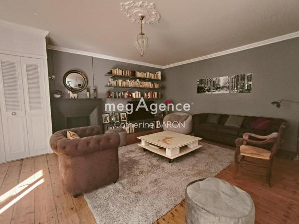 Maison à Jarnac, 16200 - 5 pièces 195m²