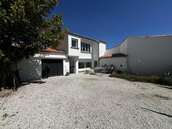Maison 399 990 € Dompierre-sur-Mer 4 p 114 m² DPE C