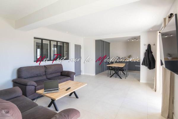 Maison fraîchement rénovée de 140m2, 5 chambres à Carqueiranne - Parcelle 400m2 piscinable