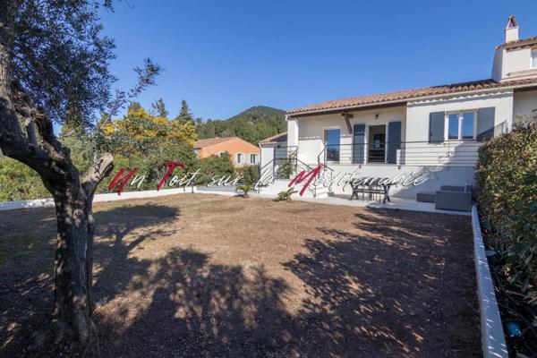 Maison fraîchement rénovée de 140m2, 5 chambres à Carqueiranne - Parcelle 400m2 piscinable