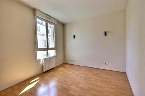 APPARTEMENT T3 - TERRASSE - PARKING