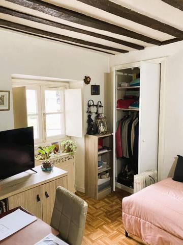 Studio bien situé au calme à Pau