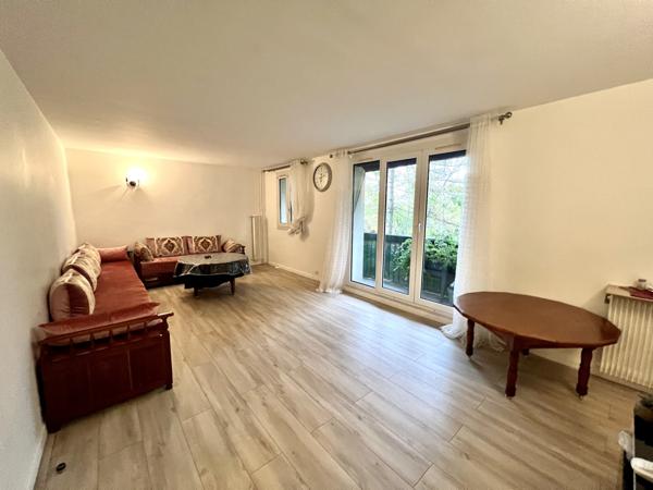 Aulnay-sous-Bois (93600) 5 Pièces avec balcon, cave proche futur métro