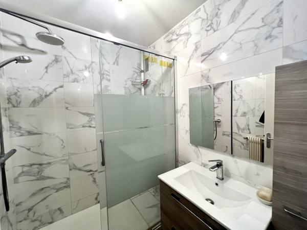 Aulnay-sous-Bois (93600) 5 Pièces avec balcon, cave proche futur métro