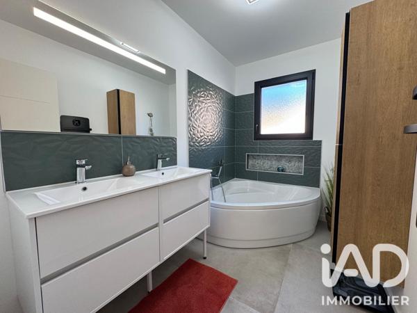 Maison à vendre 4 pièces 100,25 m² Thuir