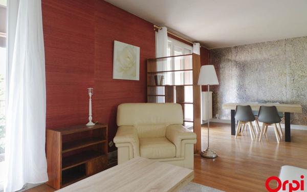 Appartement à louer    5 pièces •  Tassin-la-Demi-Lune