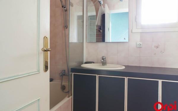 Appartement à louer    5 pièces •  Tassin-la-Demi-Lune