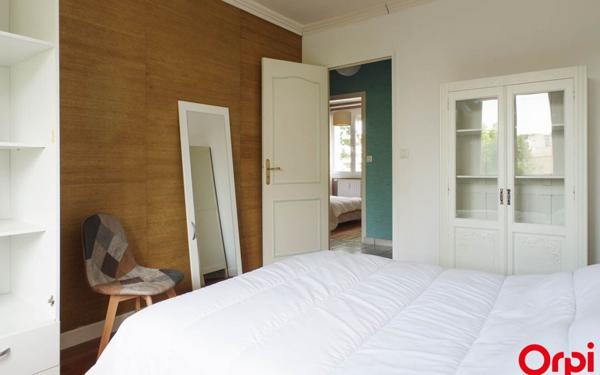 Appartement à louer    5 pièces •  Tassin-la-Demi-Lune