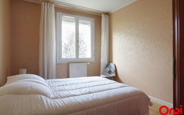 Appartement à louer    5 pièces •  Tassin-la-Demi-Lune