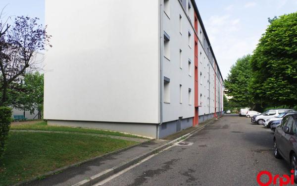 Appartement à louer    5 pièces •  Tassin-la-Demi-Lune