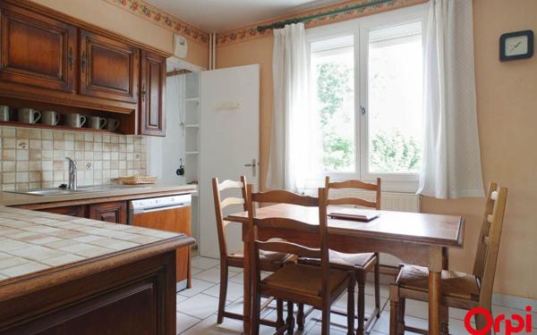 Appartement à louer    5 pièces •  Tassin-la-Demi-Lune