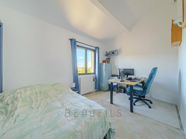 Aigues-Mortes (30220) EXCLUSIVITÉ - (30220) AIGUES MORTES - Villa de 167m² avec piscine - terrain de 1700m² - dépendance