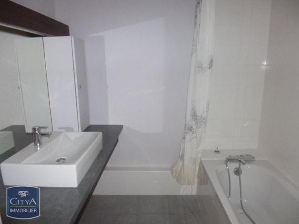 Appartement à louer 3 pièces 68.74m²