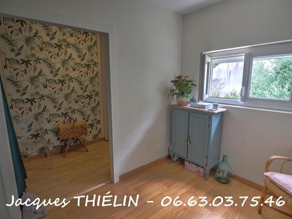 TRÈS JOLIE PROPRIÉTÉ PROCHE DE TOUTES COMMODITÉS