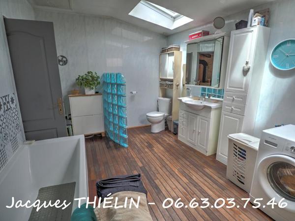 TRÈS JOLIE PROPRIÉTÉ PROCHE DE TOUTES COMMODITÉS