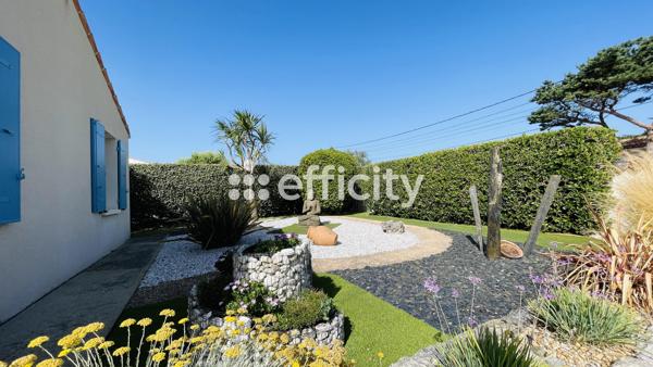 Maison
         6 pièces
        - 150 m² Bien prestige 540 000 € *