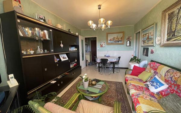 Appartement à vendre    4 pièces • 64 m2 Toulon