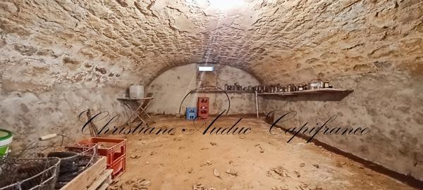 Proche de Charolles, maison de type Brionnaise 7 pièces, 135 m², sur terrain de 5 000 m², avec dépendances