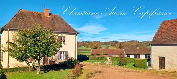 Proche de Charolles, maison de type Brionnaise 7 pièces, 135 m², sur terrain de 5 000 m², avec dépendances