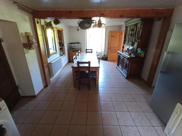 L'agence SAFTI (Jean marc BRUSCAGGIN) vous propose en exclusivité cette maison de tradition, restauré de 132 m2